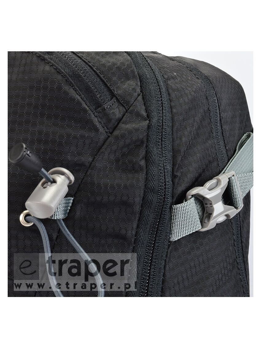 Czarny plecak trekkingowy Bergson Arendal 25l