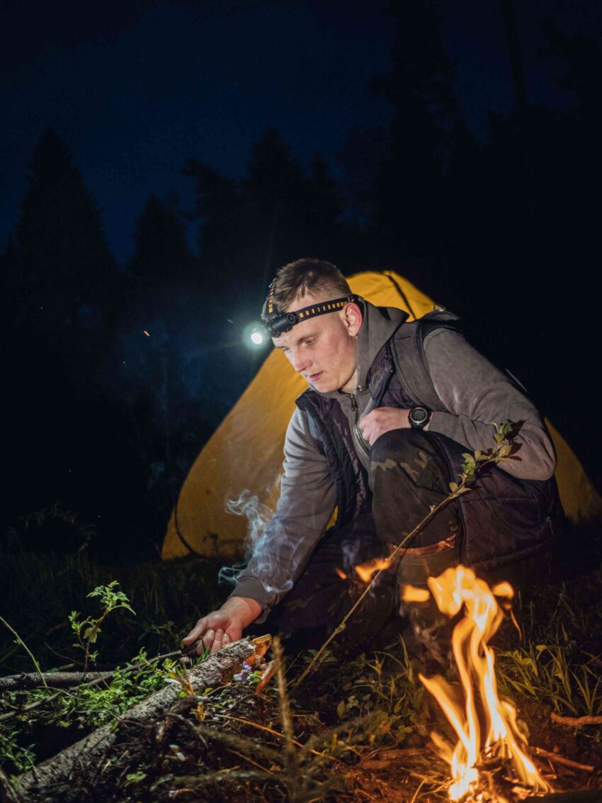Latarka wielofunkcyjna Armytek Wizard C2 Pro Max Ciepły