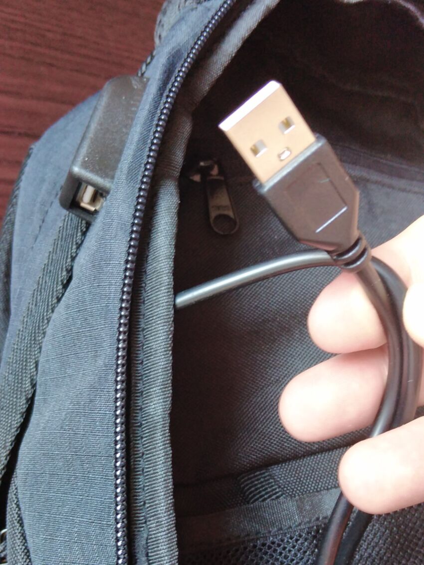 Plecak wycieczkowy z portem USB Regatta Oakridge 30L