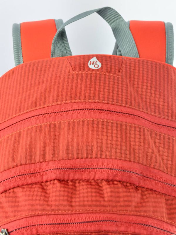 Pomarańczowy plecak wycieczkowy Bergson Arendal 25l