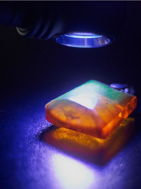 Latarka LED z Ultrafioletem Armytek Wizard C2 WUV