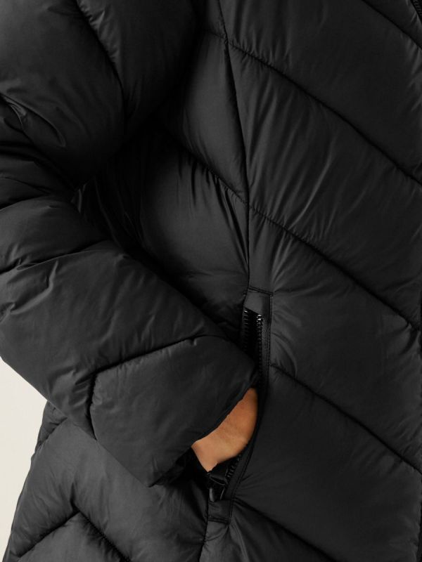 Pikowany płaszcz Regatta Andia Ocieplany