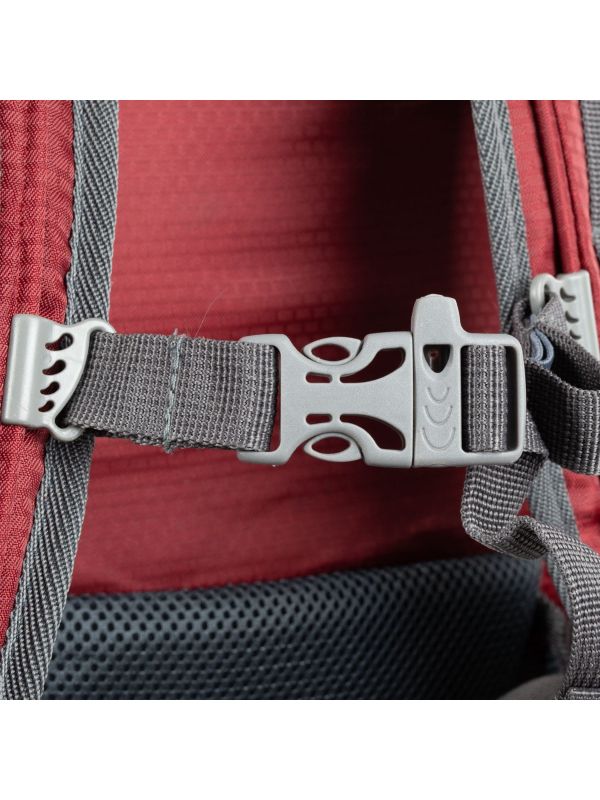 Czerwony plecak z miejscem na laptop Bergson Grimstad 30