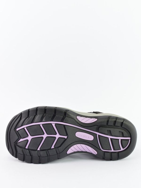 Czarne sandały z zabudowanym przodem Bergson Sangha